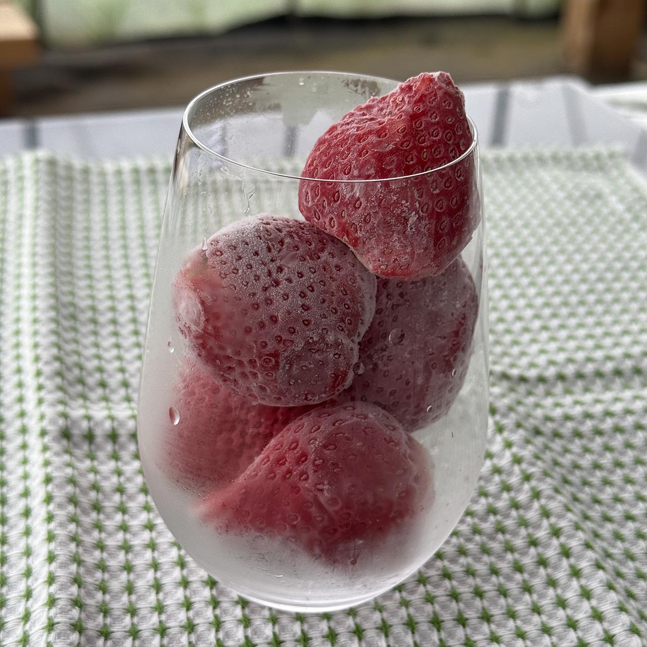 サクサク新食感‼️特殊冷凍フローズンイチゴ 冷凍苺